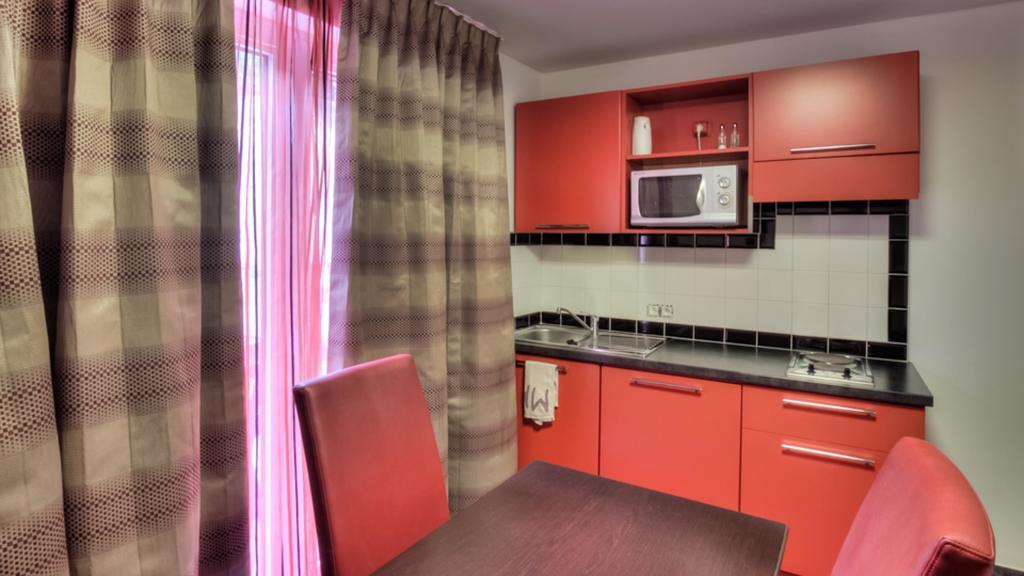 Apparthotel Belle Vue La Louviere Ngoại thất bức ảnh