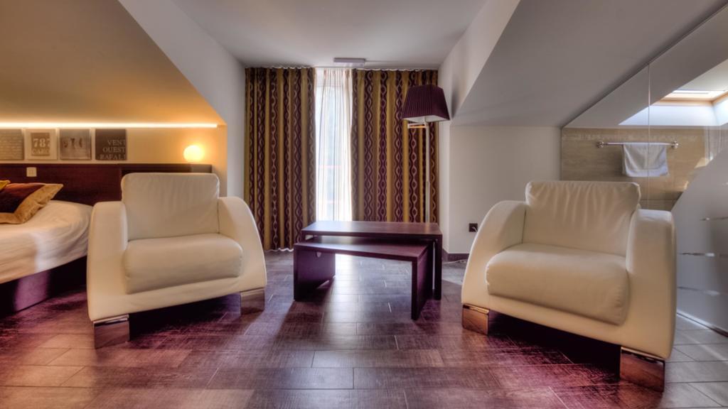Apparthotel Belle Vue La Louviere Ngoại thất bức ảnh